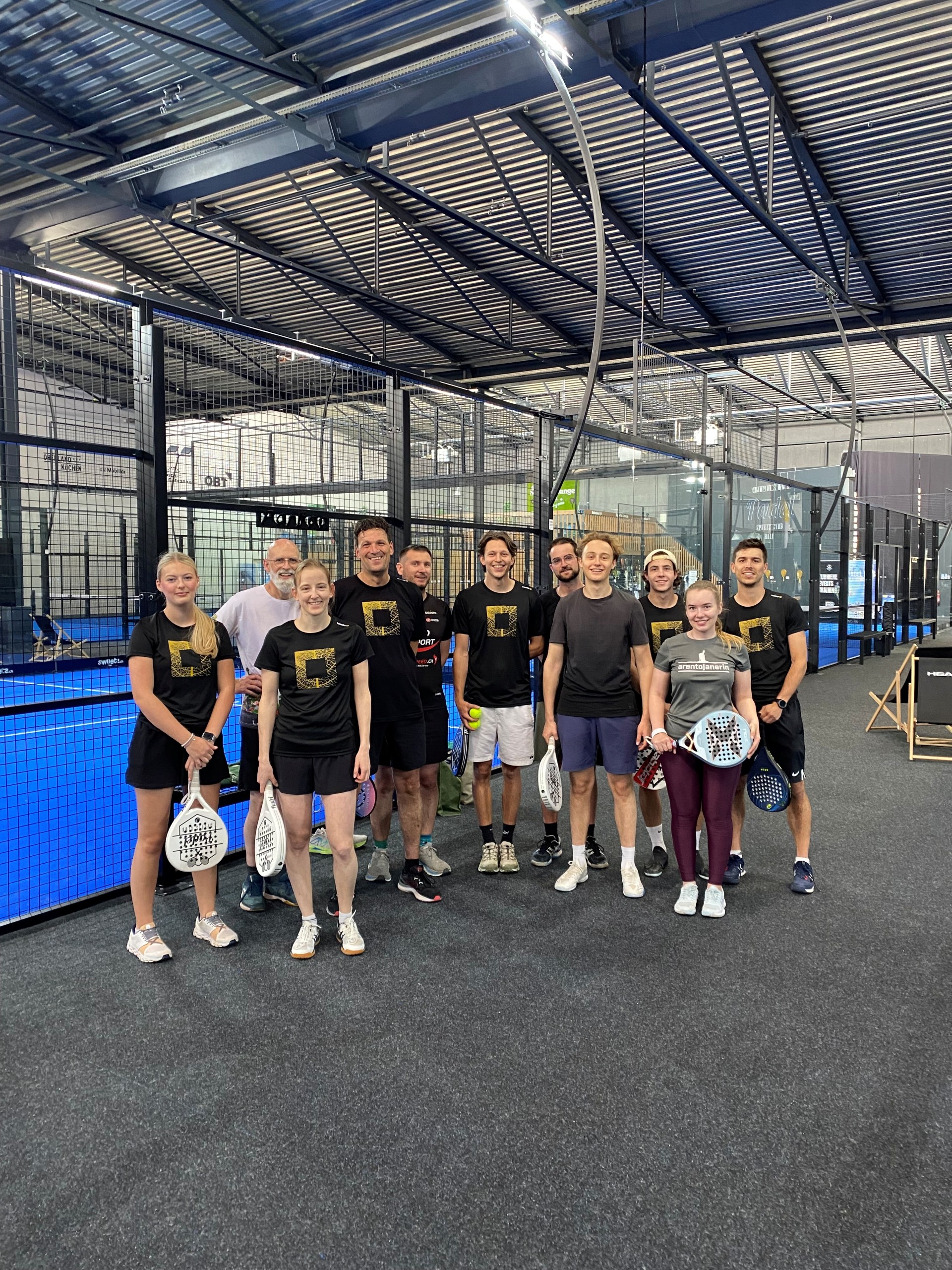 Padel-Plausch als Mittagssport