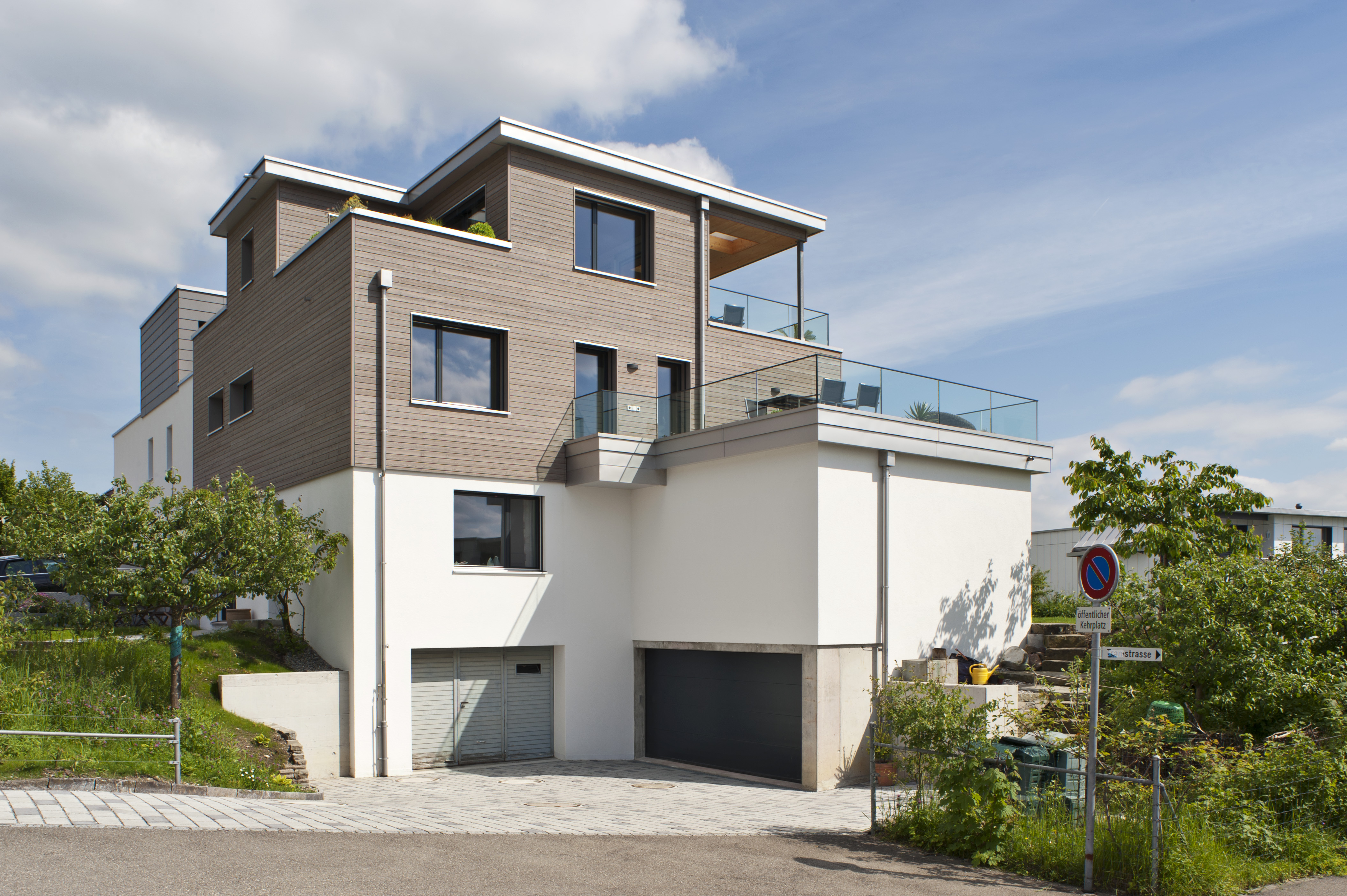 arento ag_nachhaltige architektur_Ausfstockung Einfamilienhaus_MINERGIE in Uetikon am See.jpg