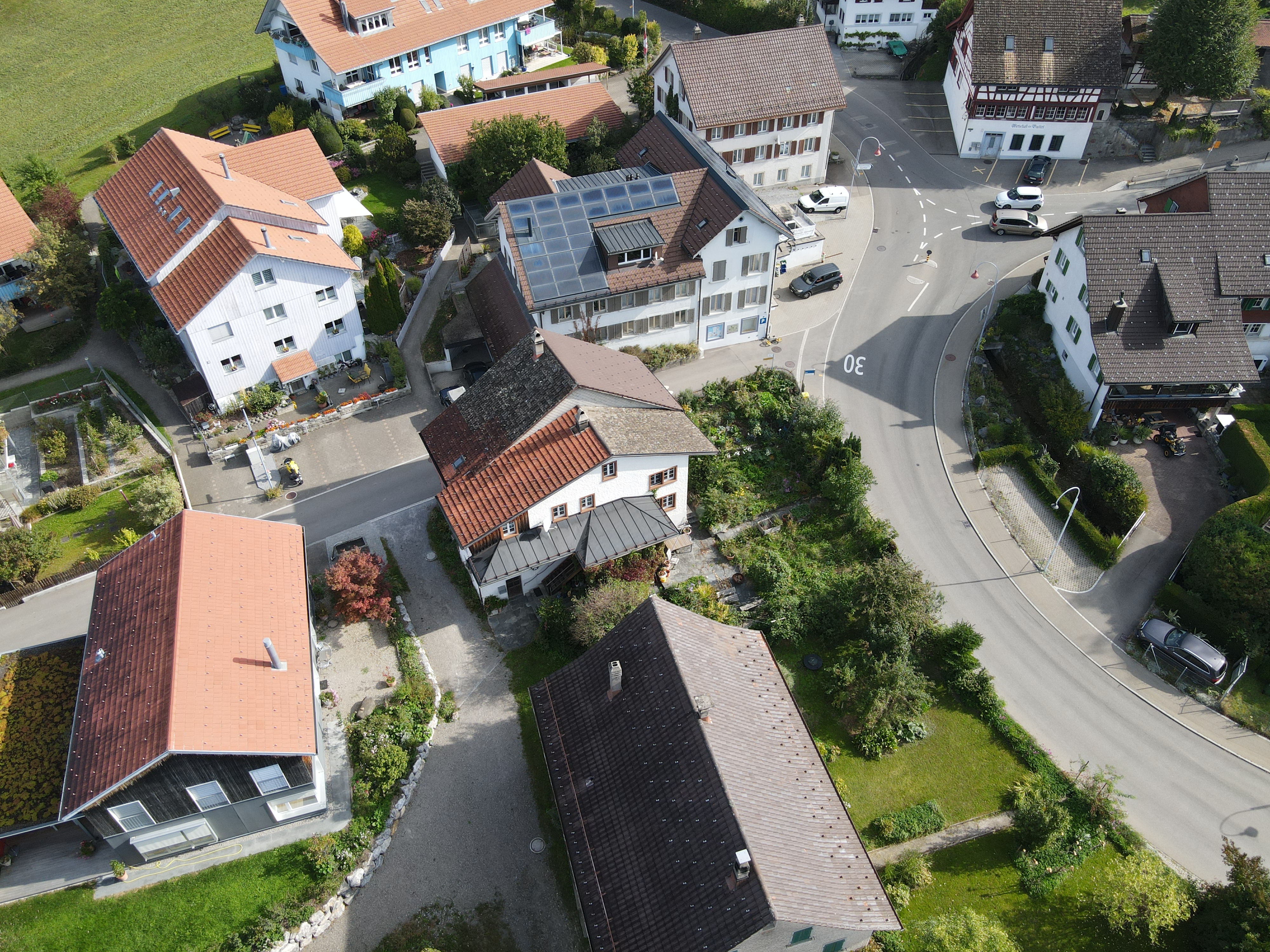 arento ag_Verkauf Sennhütte_Übersicht nähere Umgebung.jpg