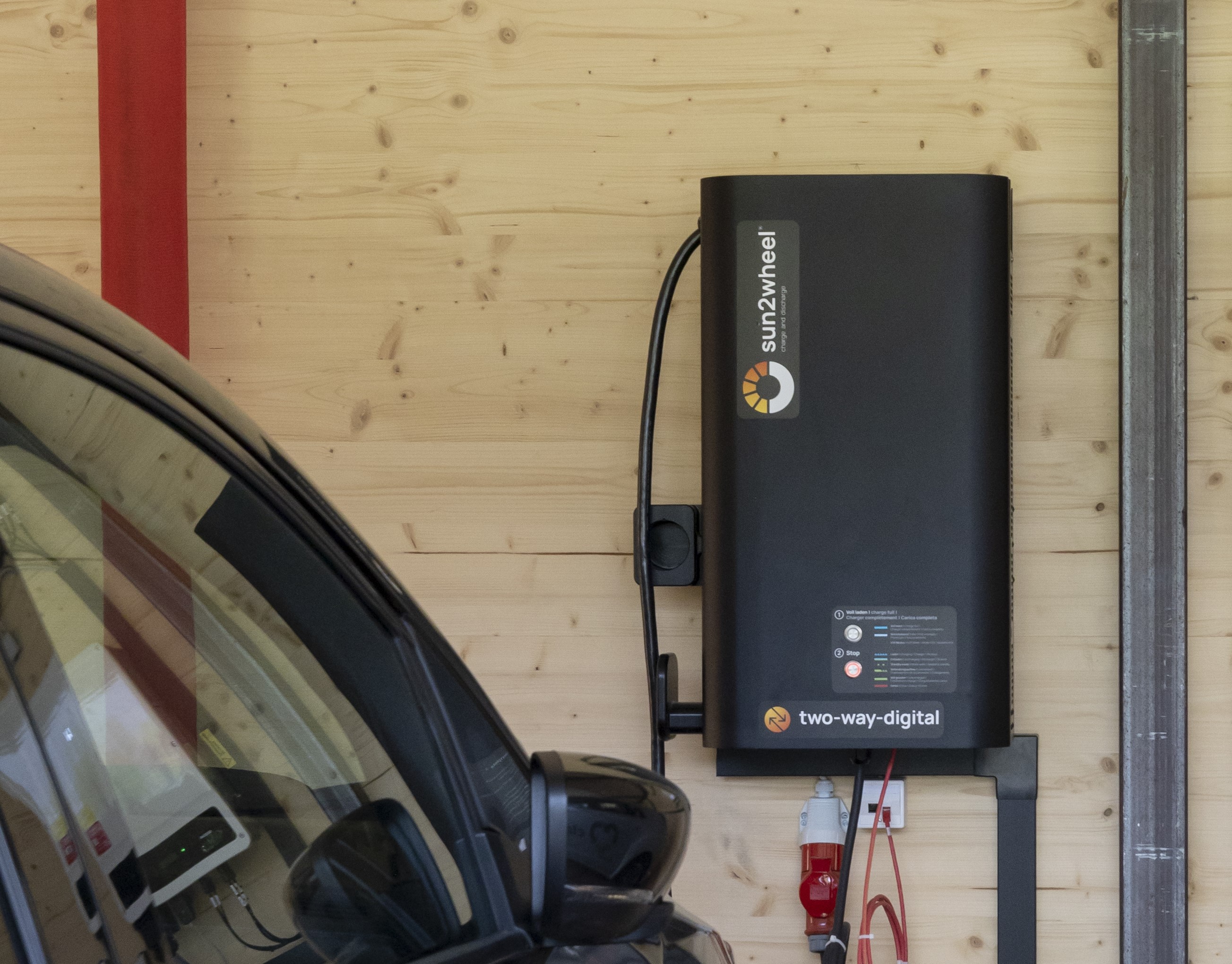 Fahrzeugbatterie nutzen – bidirektionale Wallbox